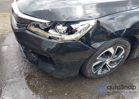 2016 Honda Accord Lx z USA, uszkodzony, nr VIN 1HGCR2F34GA041947